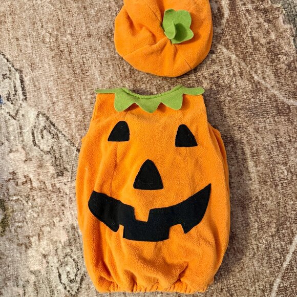 Pottery Barn Kids Baby Pumpkin Halloween Costume - Picture 2 of 4